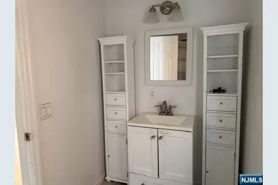 621 Sussex 2 #2, Harrison, NJ 07029 - Photo 8