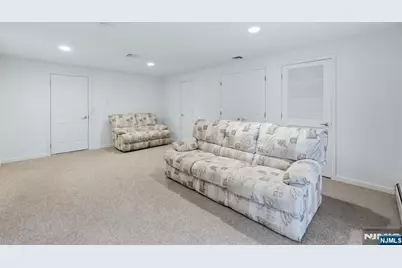 156 Stonegate Trail, Cresskill, NJ 07626 - Photo 20