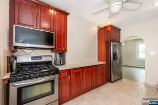 161 Walnut Ave, Bogota, NJ 07603 - Photo 8