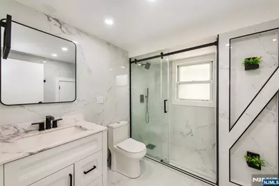 161 Walnut Avenue, Bogota, NJ 07603 - Photo 16
