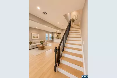 95 Claremont Avenue, Jersey City, NJ 07305 - Photo 10