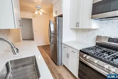 127 Regency Park, Ramsey, NJ 07446 - Photo 12
