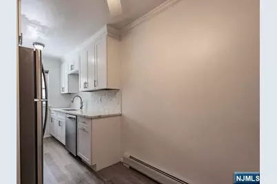 127 Regency Park, Ramsey, NJ 07446 - Photo 8