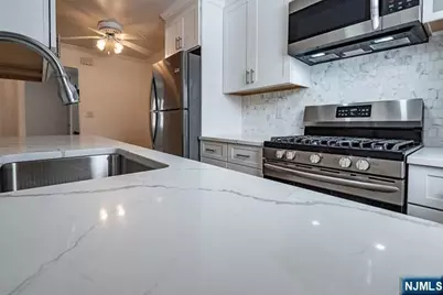 127 Regency Park, Ramsey, NJ 07446 - Photo 10