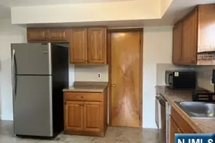 417 2nd Street 2nd Floor, Palisades Park, NJ 07650 - Photo 4