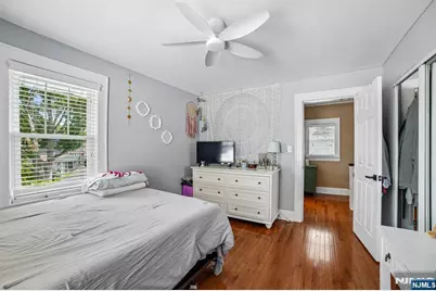 439 Lake Avenue, Lyndhurst Township, NJ 07071 - Photo 20