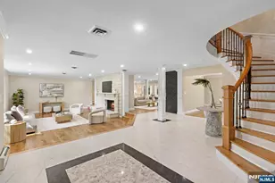17 Deerhill Dr, Ho Ho Kus, NJ 07423 - Photo 2
