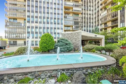 200 Winston Drive 2207 #2207, Cliffside Park, NJ 07010 - Photo 4