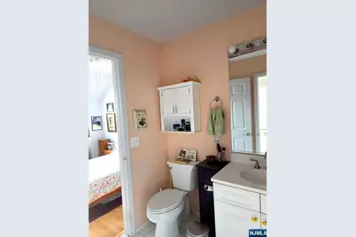 45 Royal 28 #28, Hawthorne, NJ 07506 - Photo 14