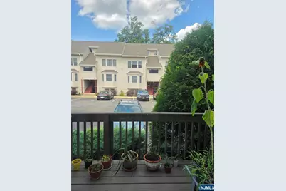 45 Royal 28 #28, Hawthorne, NJ 07506 - Photo 2
