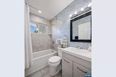 709 Lincoln Avenue, Glen Rock, NJ 07452 - Photo 14