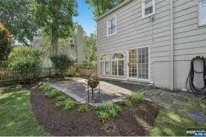 401 Hamilton Road, Ridgewood, NJ 07450 - Photo 20
