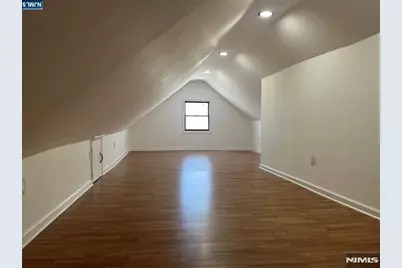 183 Hayward Place 2nd #2nd, Wallington, NJ 07057 - Photo 2