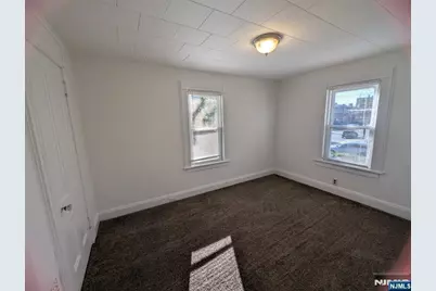 167 Johnson Avenue, Hackensack, NJ 07601 - Photo 6