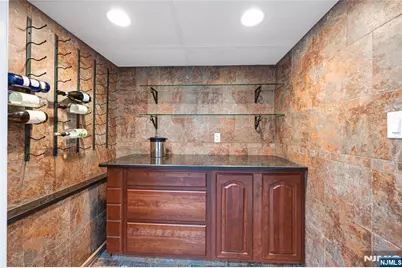 84 Vanderburgh Avenue, Rutherford, NJ 07070 - Photo 22