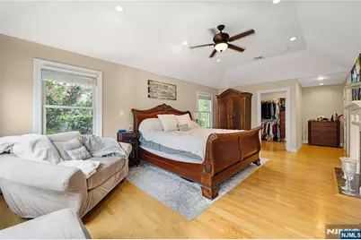 84 Vanderburgh Avenue, Rutherford, NJ 07070 - Photo 18