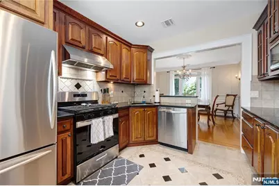 84 Vanderburgh Avenue, Rutherford, NJ 07070 - Photo 10