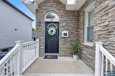 84 Vanderburgh Avenue, Rutherford, NJ 07070 - Photo 4