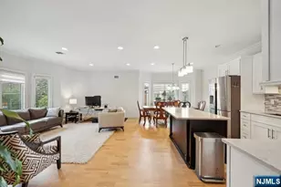 140 Cedar St, Fort Lee, NJ 07024 - Photo 6