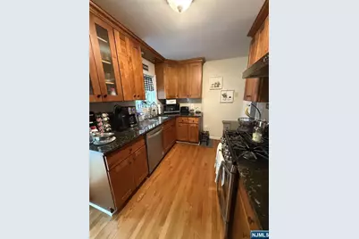 409 Sheffield Road, Ridgewood, NJ 07450 - Photo 8