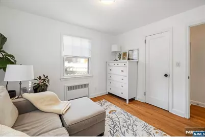 813 Ridgewood Avenue, Oradell, NJ 07649 - Photo 16