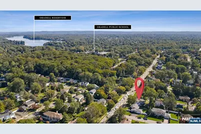 813 Ridgewood Avenue, Oradell, NJ 07649 - Photo 46