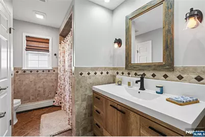 489 Adler Way, Paramus, NJ 07652 - Photo 20