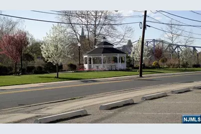 31 Brook Avenue 2 #2, Wallington, NJ 07057 - Photo 22