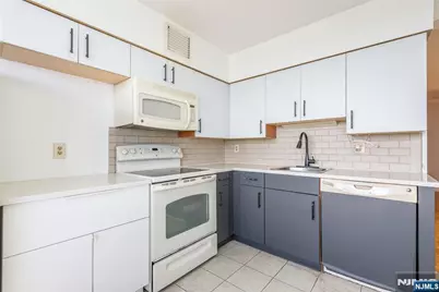 344 Prospect Avenue 6E #6E, Hackensack, NJ 07601 - Photo 10