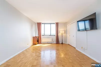 344 Prospect Avenue 6E #6E, Hackensack, NJ 07601 - Photo 14