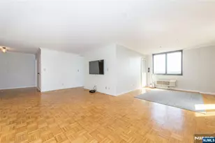 344 Prospect Ave 6E, Hackensack, NJ 07601 - Photo 8