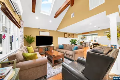 442 Central Park Drive, New Milford, NJ 07646 - Photo 12