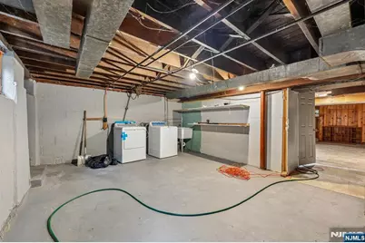 183 Norman Road, Newark, NJ 07106 - Photo 30