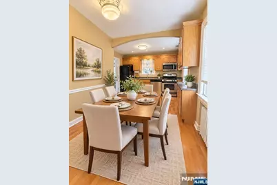 305 Luddington Avenue, Clifton, NJ 07011 - Photo 10