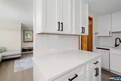 422 Union Avenue, Rutherford, NJ 07070 - Photo 12