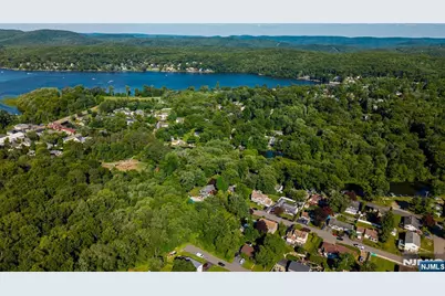52 Aspen Lane, West Milford, NJ 07480 - Photo 28