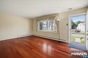 31 Vivian Ave, Emerson, NJ 07630 - Photo 4