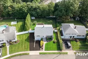 31 Vivian Ave, Emerson, NJ 07630 - Photo 2