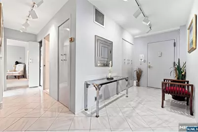 1 Claridge Drive 917 #917, Verona, NJ 07044 - Photo 10