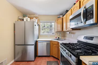1293 Paddington Road A2 #A2, Mahwah, NJ 07430 - Photo 8