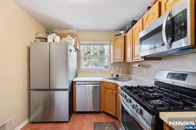 1293 Paddington Road A2 #A2, Mahwah, NJ 07430 - Photo 8
