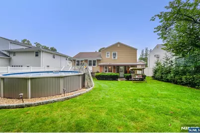 10 Sieber Court, Bergenfield, NJ 07621 - Photo 34