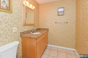 10 Sieber Ct, Bergenfield, NJ 07621 - Photo 24