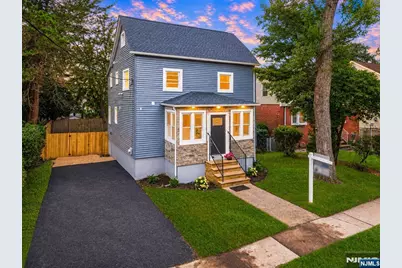 152 Washington Place, Teaneck Township, NJ 07666 - Photo 2