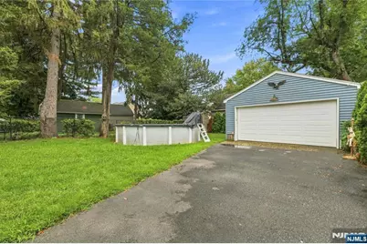 268 Demarest Avenue, New Milford, NJ 07646 - Photo 36