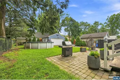 268 Demarest Avenue, New Milford, NJ 07646 - Photo 34