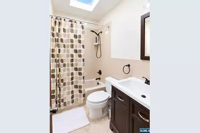 644 7th Street, Carlstadt, NJ 07072 - Photo 16