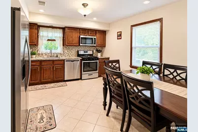 644 7th Street, Carlstadt, NJ 07072 - Photo 2