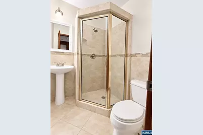 644 7th Street, Carlstadt, NJ 07072 - Photo 8
