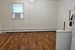 19 Knoble Pl 2nd Floor, Hawthorne, NJ 07506 - Photo 8